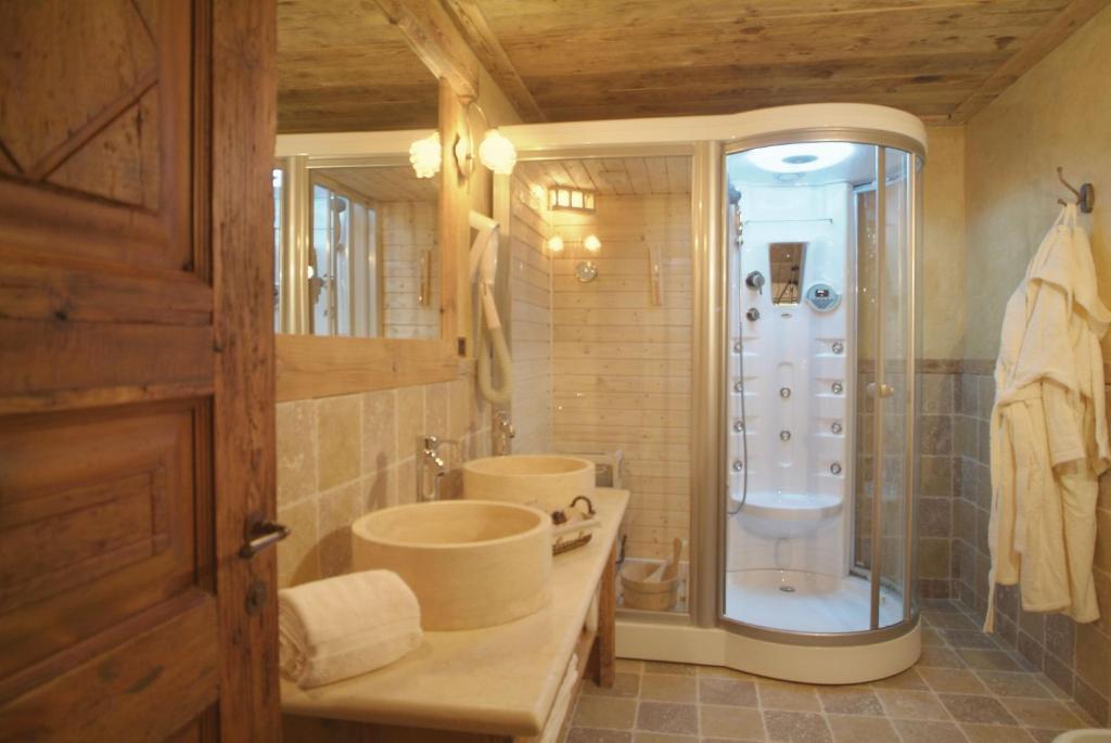 Hotel La Rouja 4*