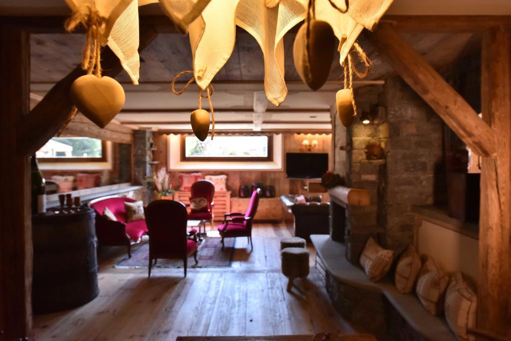 Hotel La Rouja 4*