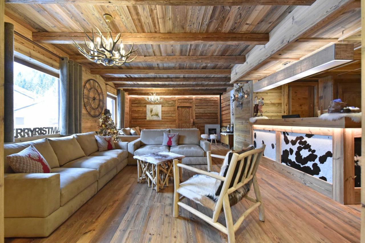 Hotel La Rouja 4*